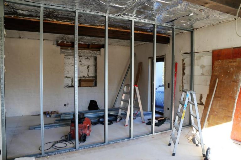 Travaux de cloisonnement, guide pour bien aménager votre intérieur